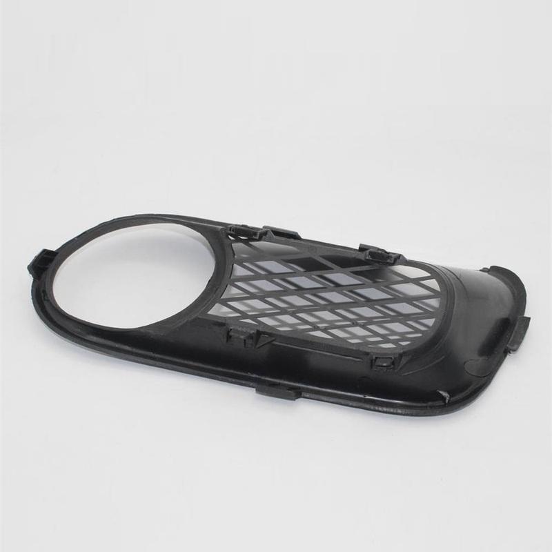 För VW Touareg 2003 2004 2005 2006 2007 Bilstyling Främre Bumper Dimljus Dimlykta Nedre Grillskydd Med Hål Vänster Sida