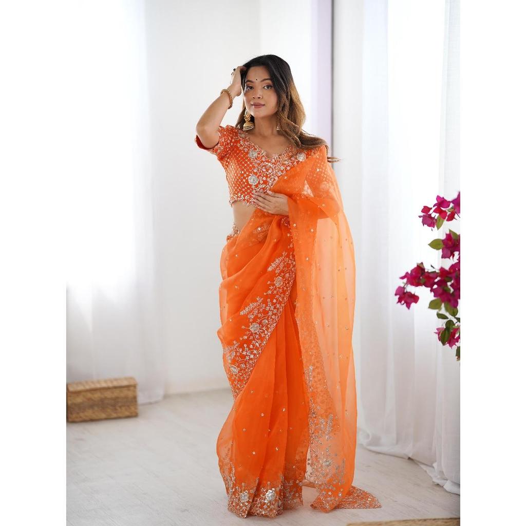 Perfect pentru petreceri, ținute festive și evenimente elegante de seară saree