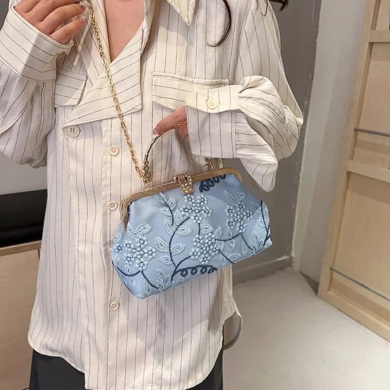 Vintage Designer Handmade Wedding Clutch for Women Chic Lock Shell Clip Lady Handbags and Purse Shoulder Chain Messenger Bags