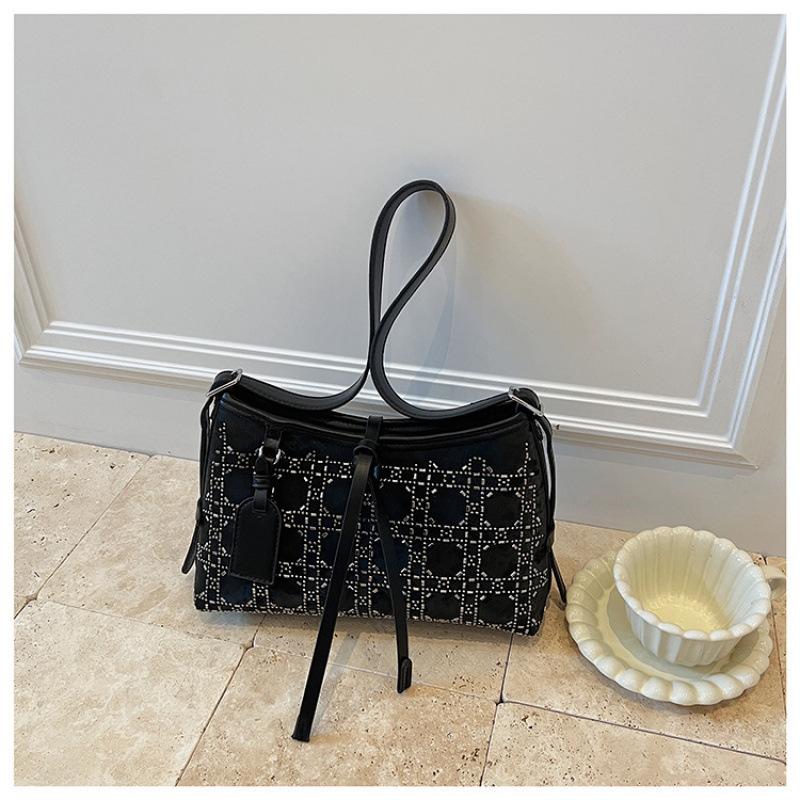 

Internet celebrity explosion sequined small bag women s 2025 new fashion shoulder pillow bag denim blue chain messenger bag чорний