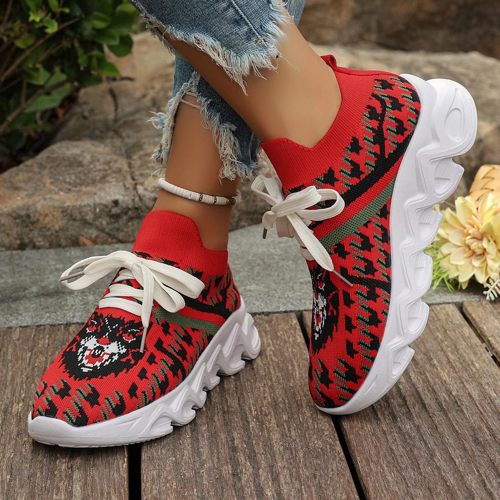 Fashion Women Casual Shoes Spring Autumn New Fashion Breathable Anti-slip Sneakers Women Comfortable Flat Walking Platform Shoes Women