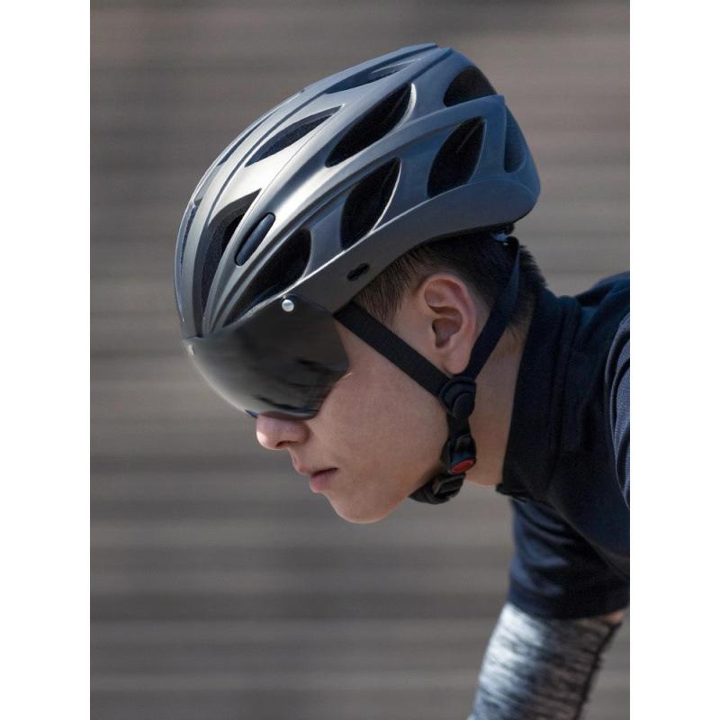 Bike Safety Helmets Men Mountain Bike Road Bike Roller Skating Bike Breathable Helmets Women Cycling Gear Motorcycle