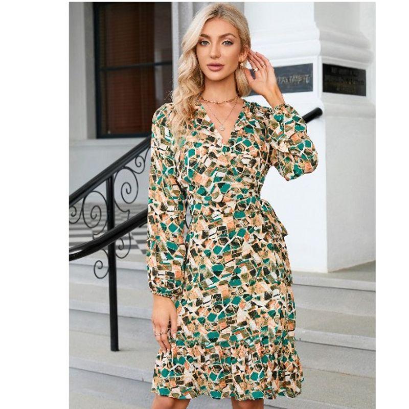 

Irregular Geometric Slim-Fit Rayon Long-Sleeve Dress Green M