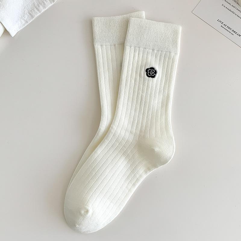 Girls Spring and Summer Simple Embroidery Everything In The Tube Pile Socks