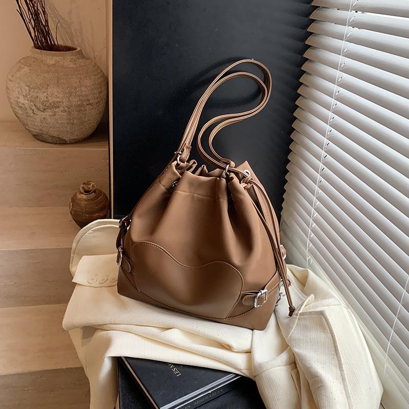 

Bag Women s Premium Sense Underarm Bag 2025 New Large Capacity Bucket Bag Casual One Shoulder Double Shoulder Dual Purpose Bag коричневий