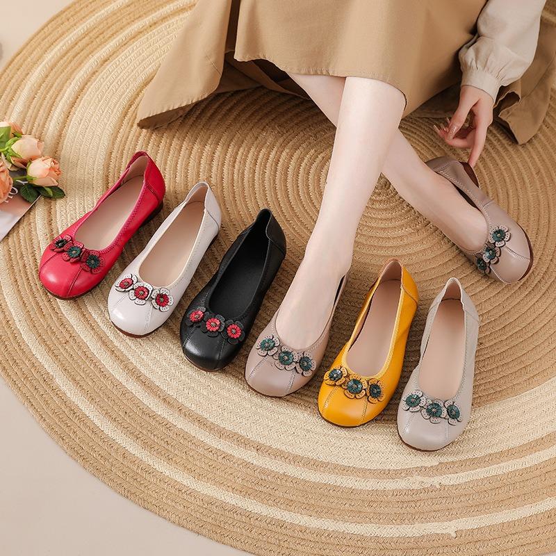 Soft-soled leather spring and autumn new leather shoes comfortable flat-soled women's shoes retro non-slip medium single shoes
