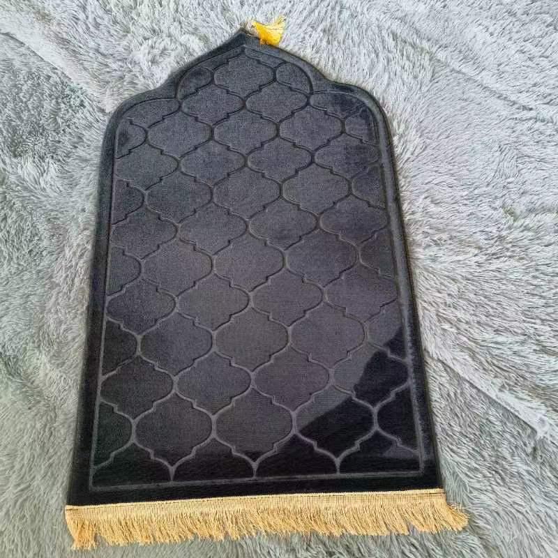 Cross-border Flannel Floor Mat: Irregular Shape, Thick Cushion, Living Room Prayer Carpet