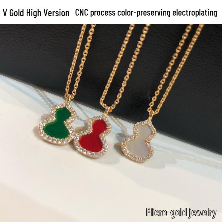 

18K Rose Gold Little Gourd Necklace with White Mother-of-Pearl & Red Chalcedony Pendant for Women Green Necklace