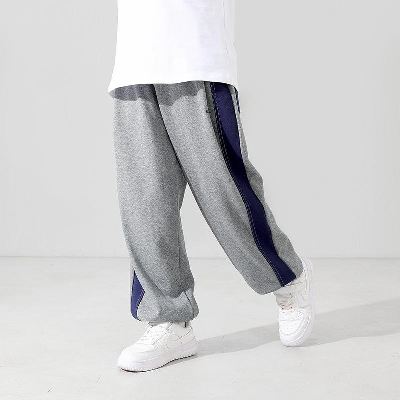 

Boys Grey Contrast Stripe Wide Leg Sweatpants Elastic Waist Cotton Sports Pants Kids Casual Athletic Wear Daily Outdoor Trousers 130cm серый