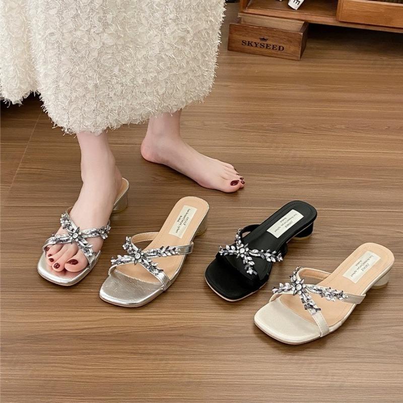Fashion Elegant Rhinestone Cross Strap Square Head Sandals Women's Summer 2025 Fashion Breathable Cool Slippers Comfortable Beach Drags