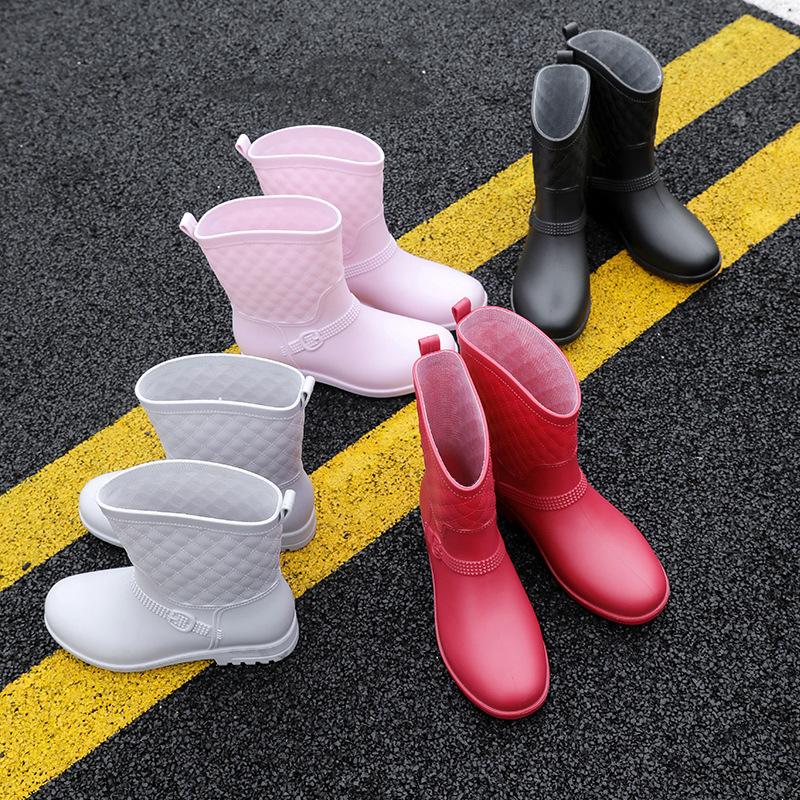 Medium Tube Rain Shoes Women's Rubber Shoes Wear Non-slip Water Boots Water Shoes Velvet Kitchen Work Outdoor Short Rain Boots