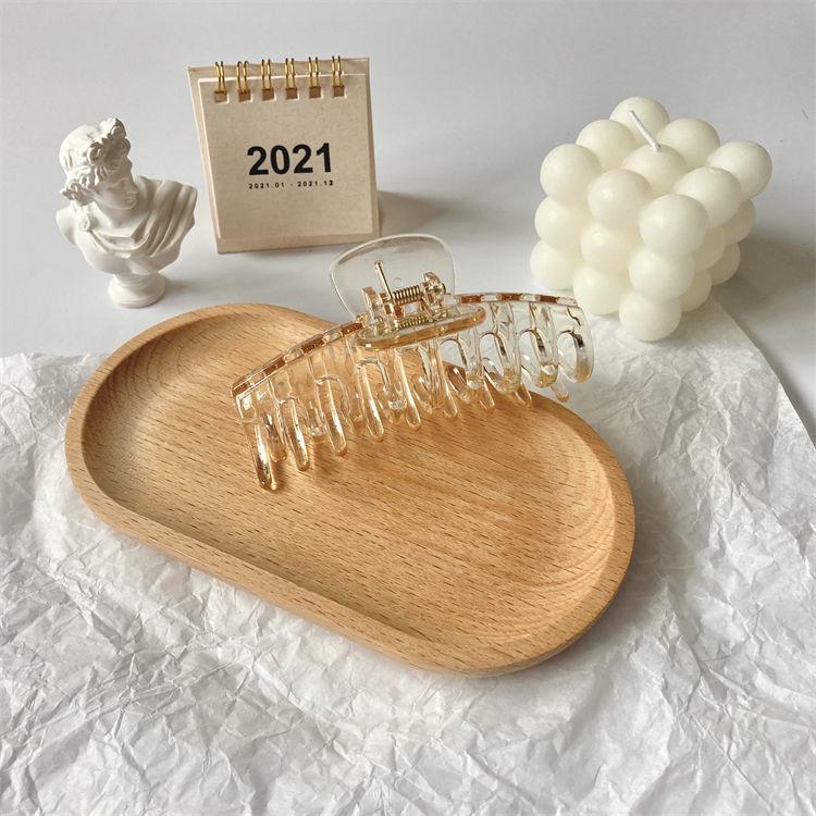 Großer französischer Retro-Klammer-Haarclip für elegante Damenfrisuren.