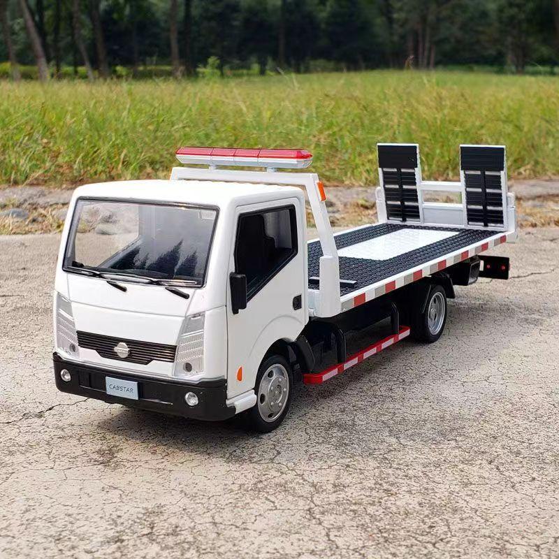 1/32 Nissan Traffic Road Rescue Wrecker Car Model Alloy Diecast Engineering Trailer Truck Model Simulation Sound Light Kids Gift