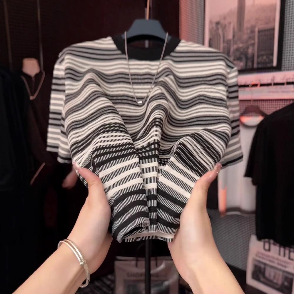 Striped Short Sleeve Men'S T-Shirt Crew Neck Light Luxury Versatile Half Sleeve Men'S Trend Fashion Loose Casual T-Shirt