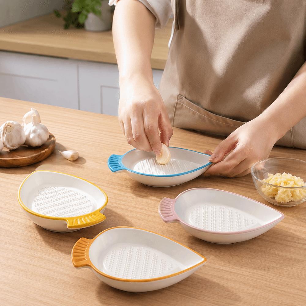Non-Slip Hand Garlic Ginger Masher Ceramic Seasoning Dipping Dish Kitchen Gadget
