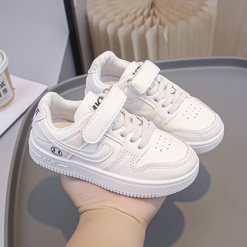 

Новая детская школьная кожаная белая обувь повседневная универсальная обувь для средних и больших детей, кеды на липучках однотонные 26 inner length (17CM) белый