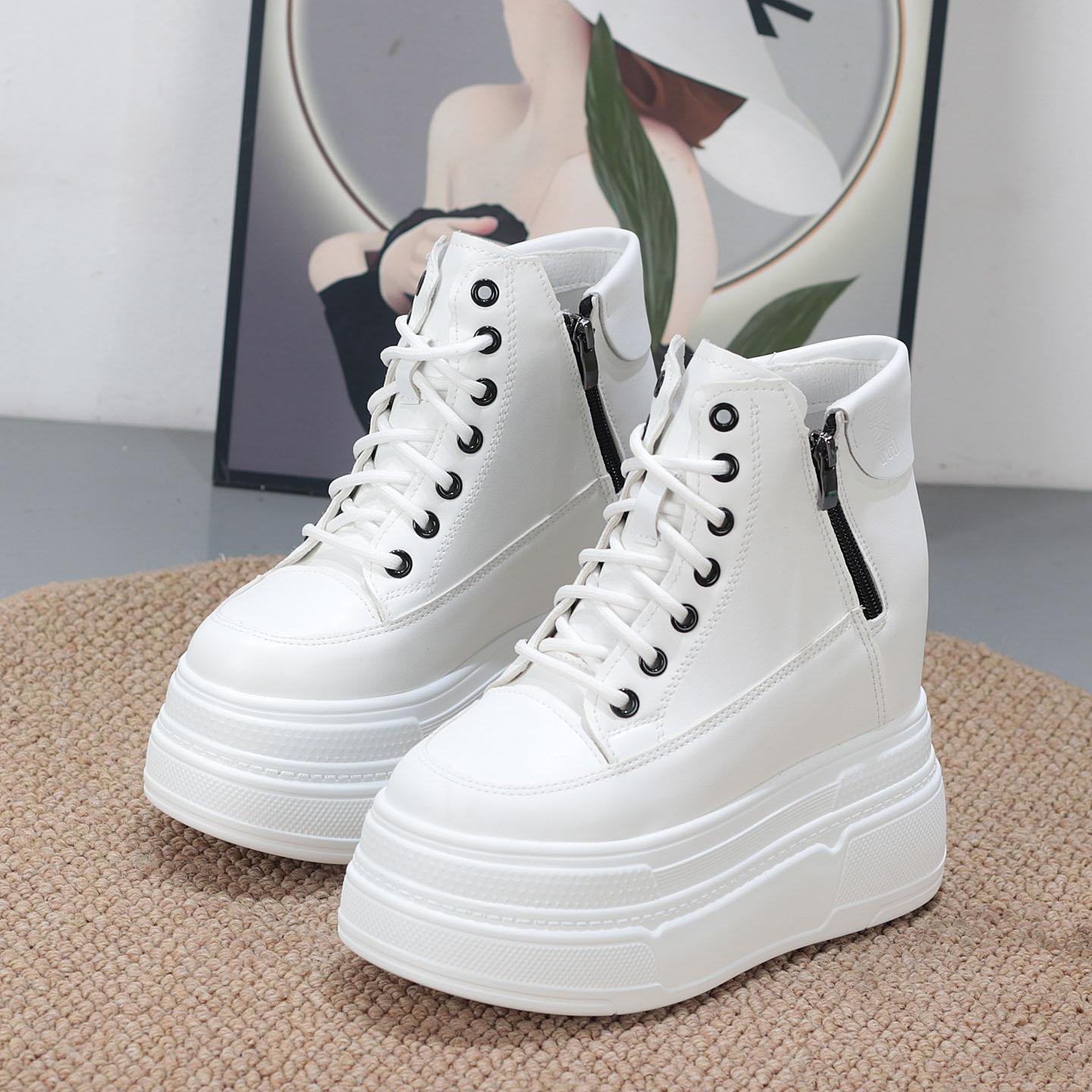 

Белые повседневные туфли на платформе Женские Увеличение роста на 13 см Осень 2025 Высокие кроссовки для маленького размера 34