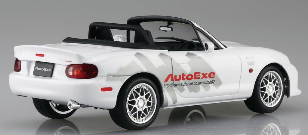 Aoshima Bunka Kyozai The Tuned Car Series Mazda Autoexe NB8C Roadster 1999 Plastic Model 1/24 No.88