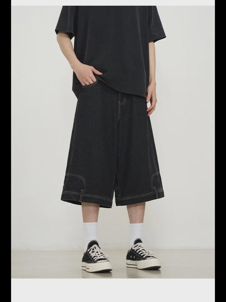 Herren-Jeansshorts im amerikanischen Retro-Waschungsstil – locker, lässig, High-Street-Stil, umgekehrt zu tragen, Sieben-Punkt-Design.