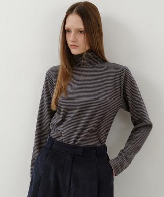 Wednesday Oasis For Woman Fuzz Stripe Turtleneck Tee_Navy(W25-Tp51)