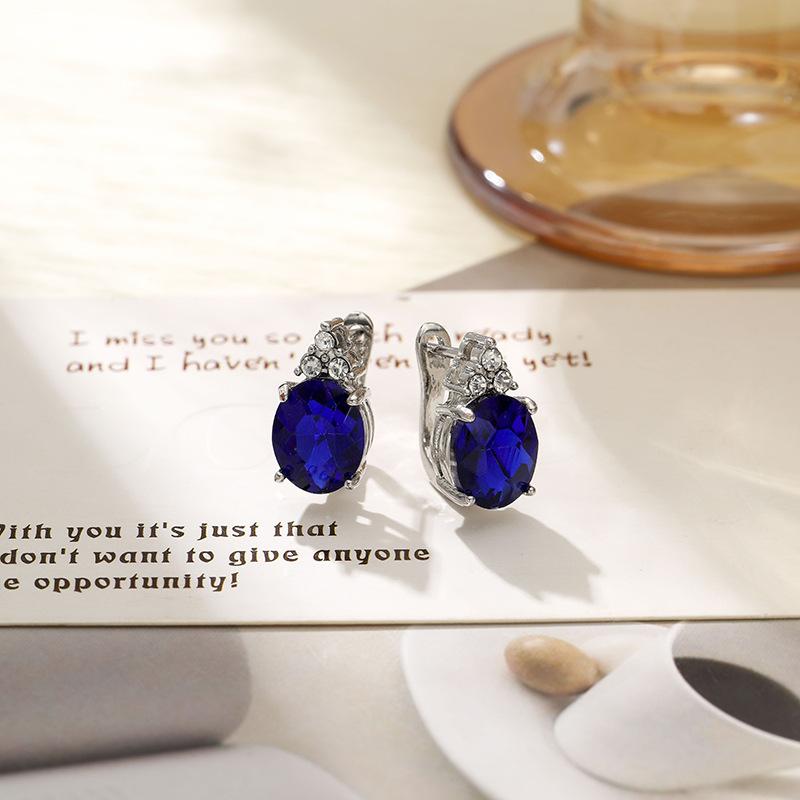 Light Luxury High-end Inlaid Egg-shaped Zircon Temperament Earrings Niche Design Women's Ear Buckle Ear Jewelry