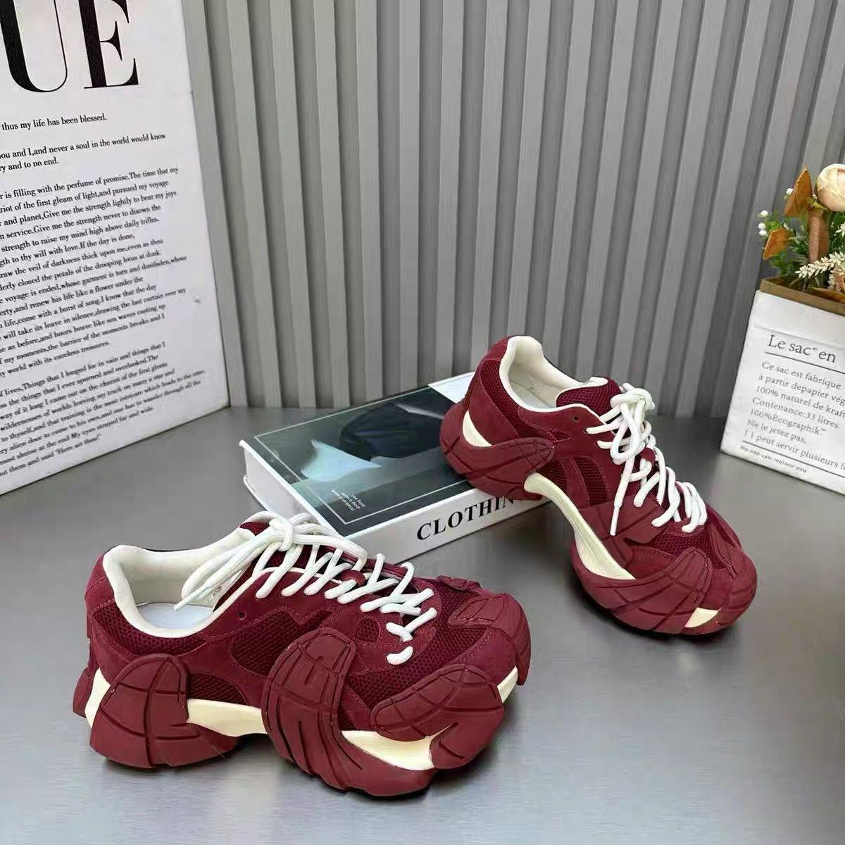 

2025 European Women s Octopus Casual Breathable Height-Increasing Trendy Dad Shoes 40 красный