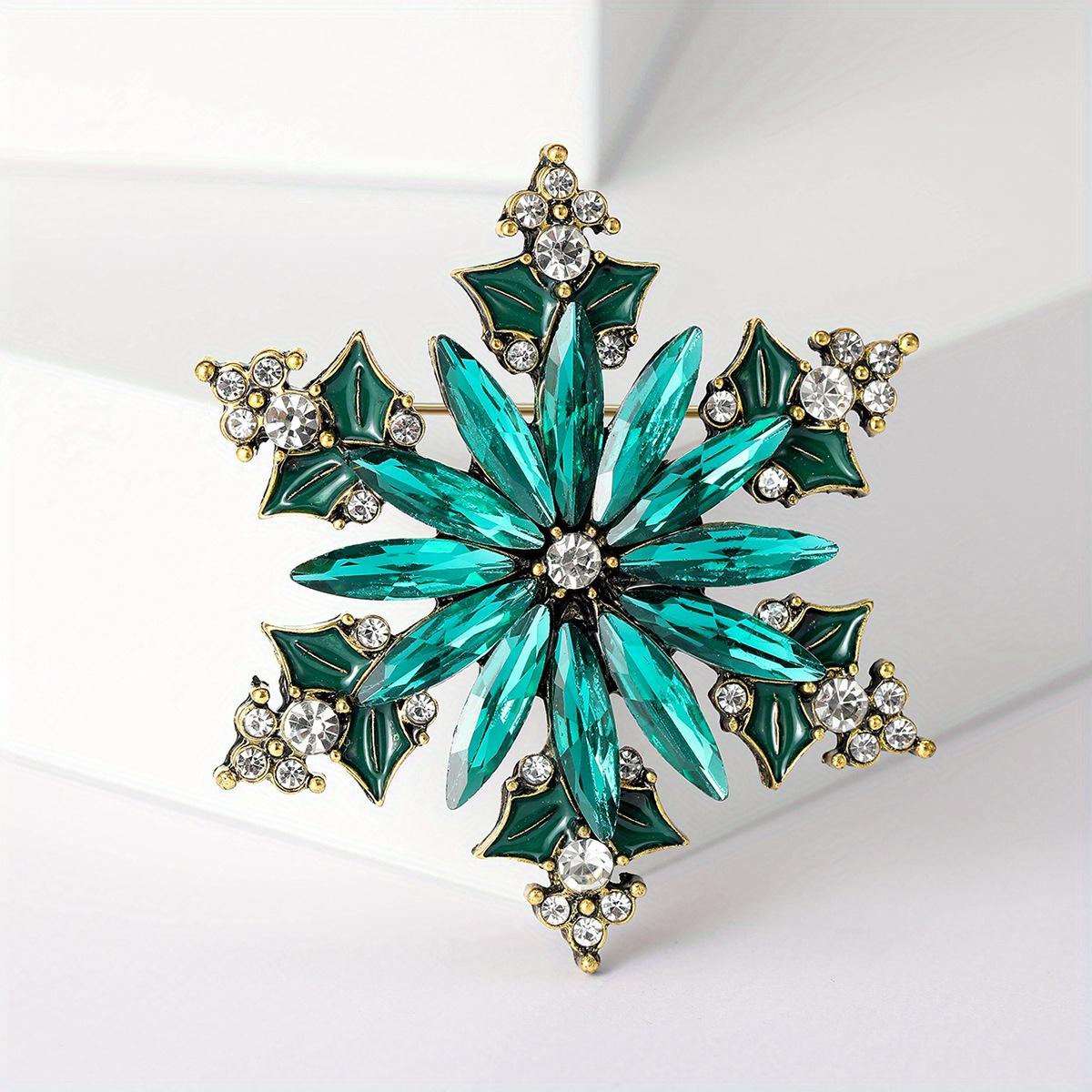 

Women Men Fashion Exquistie Crystal Snowflake Christmas Festival Badges Pin Elegant Lady Party Banquet New Year Gift зелений
