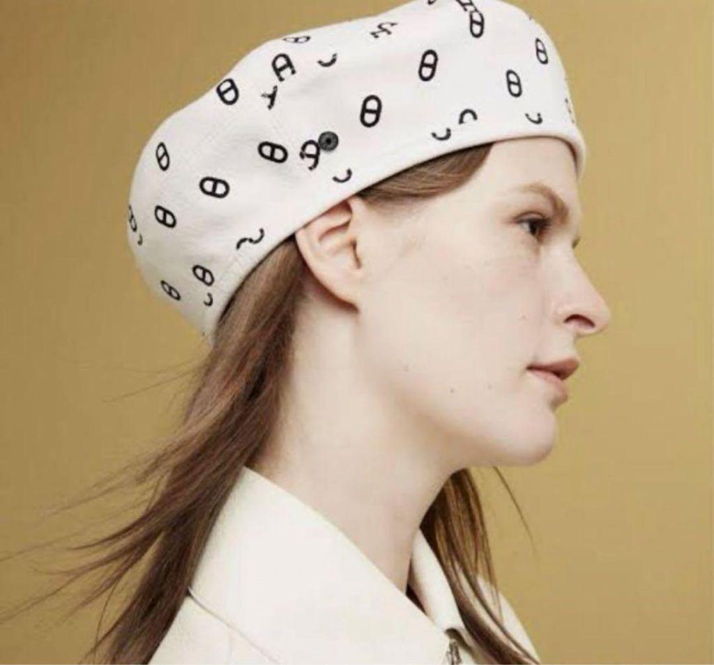 [USED] HERMES Saint Honore Chaine d'Ancre Beret