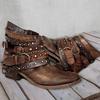 2025 Autumn/Winter European and American Women's Chunky-Heel Belt-Decorated Short-Calf Single Boots