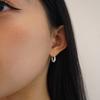 OURPIERRE GRANITO ROUND EARRING SILVER