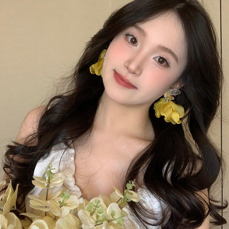 

Vacation Style Versatile Temperament Fabric Silk Flower Earrings For Women 1 pair жовтий