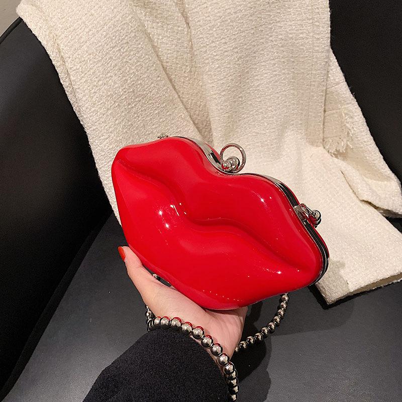Personality funny creative lip bag 2025 Korean version ins girl glossy chain one shoulder crossbody transparent jelly bag