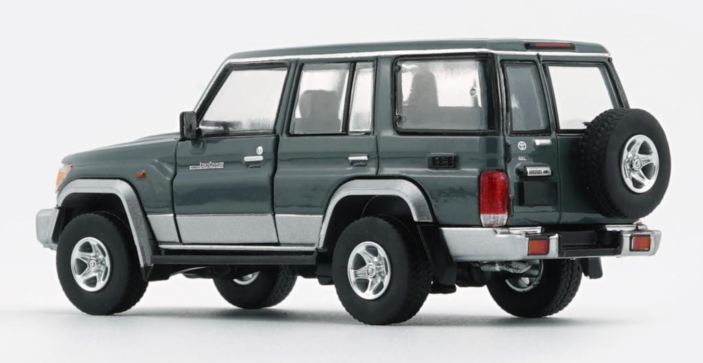 BM CREATIONS Toyota Land Cruiser LC76 tmavě šedý RHD Hotový produkt 1:64