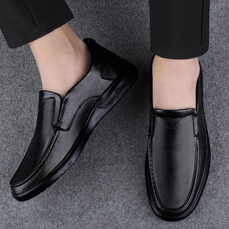 2024 Autumn Basic Shoes for Male Slip-on Men's Casual Shoes Low Heel Leather Casual Shoe Light Man's Leather Loafers Zapatos