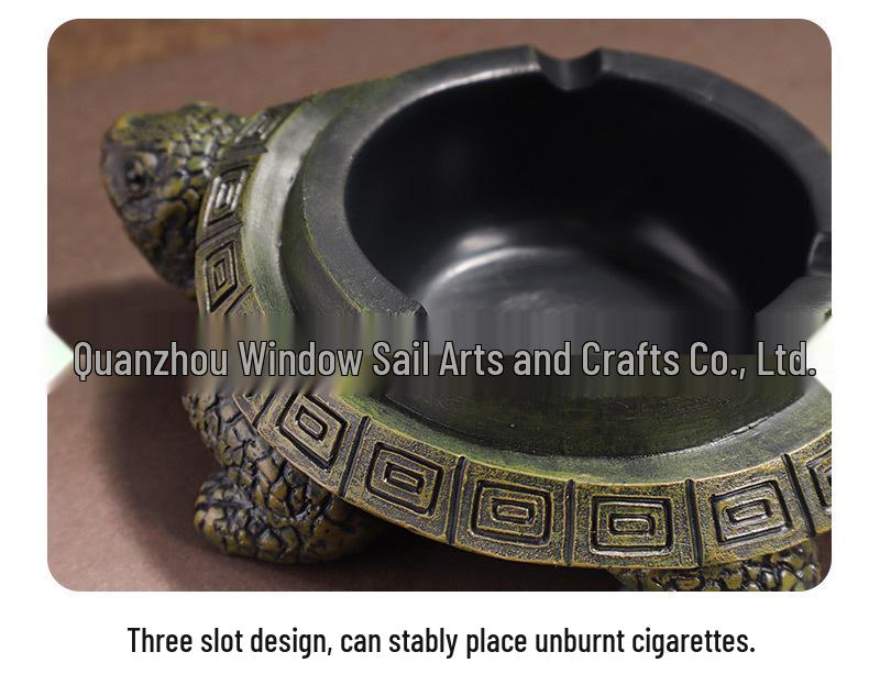 Retro Creative Turtle Ashtray with Lid - Unique Resin Ornament for Home, Bar, or Office