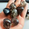 Natürlicher Rauchkristall-Quarz, brauner Kristallquarz, unregelmäßig polierter Heilstein, Heimdekorationsstein, Trommeledelstein