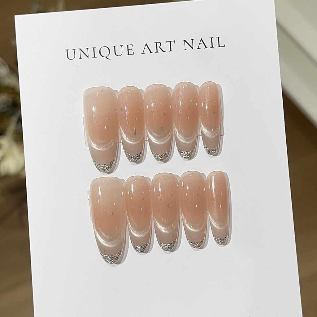 Broken Bingbing Gentle Smudge Blush Gradient Smile Cat's Eyes Thin Silver Edge Versatile Wear Armor