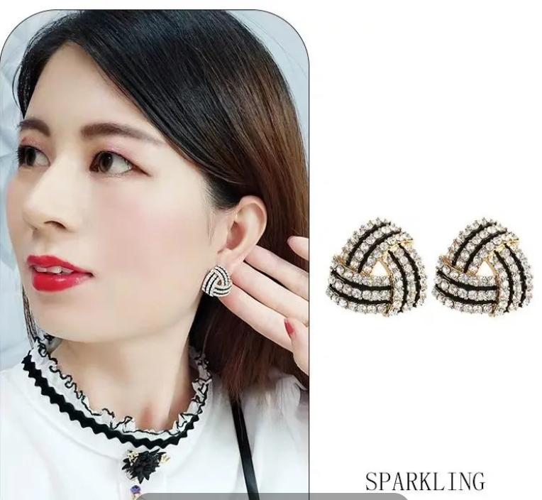 

Треугольные серебряные серьги-иглы, женские серьги, корейские серьги с индивидуальностью и темпераментом, серебряные серьги с бриллиантами, мода и простота