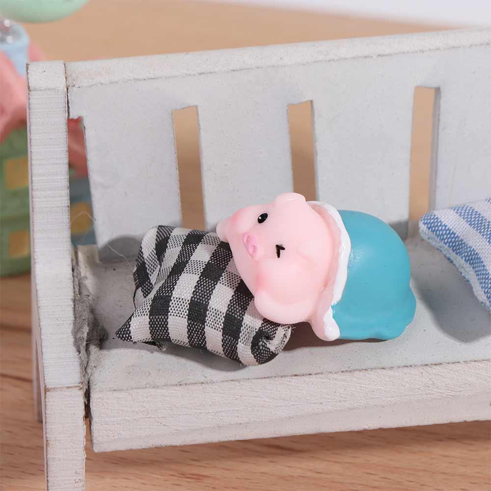 Miniatures Animal Cartoon Piggy Car Ornaments  Car Interior Supplies