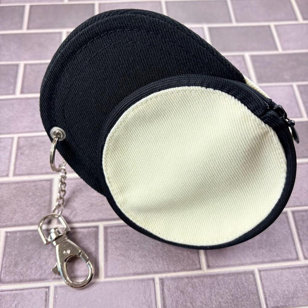 Used MARY QUANTNew Era Cap Type Pouch Keychain