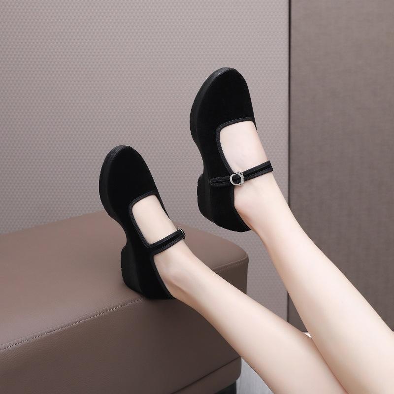 Old Beijing cloth shoes women's shoes soft-soled dancing shoes hotel non-slip work shoes black platform square dancing mother shoes