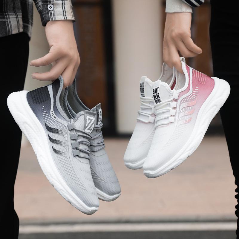 Foreign trade couple with the same shoes, light and wear-resistant mesh, breathable popcorn, one pedal, casual sports shoes, breathable and sh