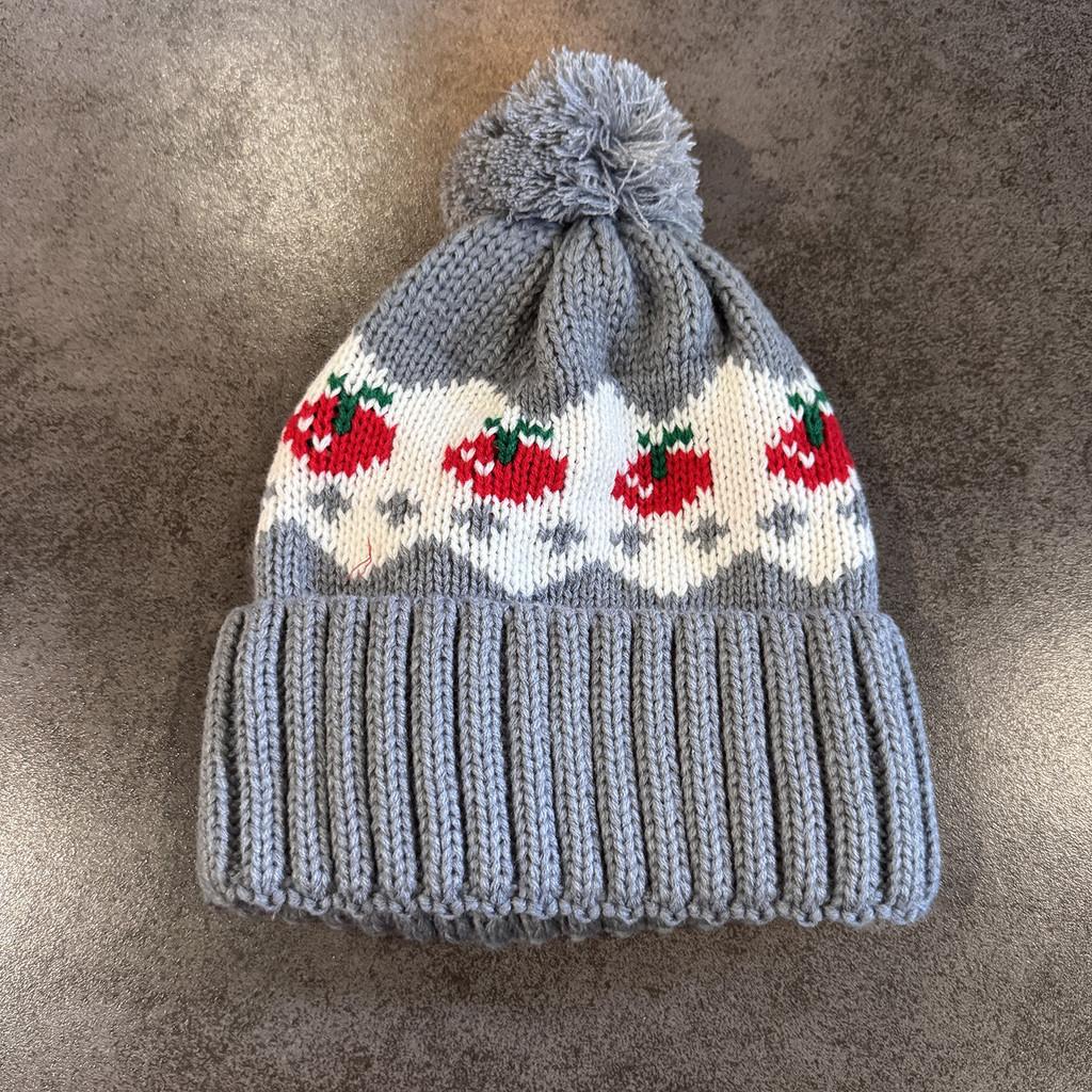 Warm Knitted Simple Hat Cherry Embroidery Design And Plush Decoration Ball