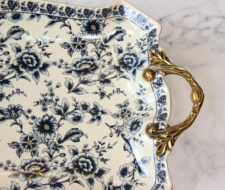 European-style Luxury Ceramic Fruit Tray with Handles Soft Ornaments High Quality Storage Trays Dried Fruit Plate