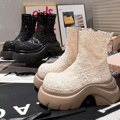 Fashion 2025 Summer New Flat Fashion Lace Mesh Casual Round Toe Booties Breathable Women