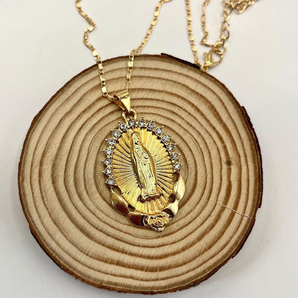 Fringe Vintage Virgin Mary Pendant Necklace Fashionable Ethnic Style Necklace Brooch