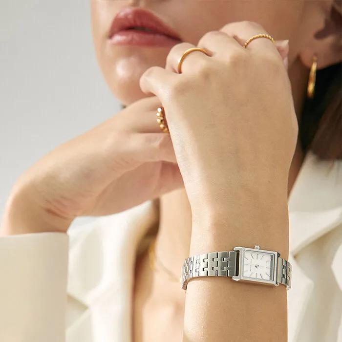 5 Types of Women's Leather and Metal Watches