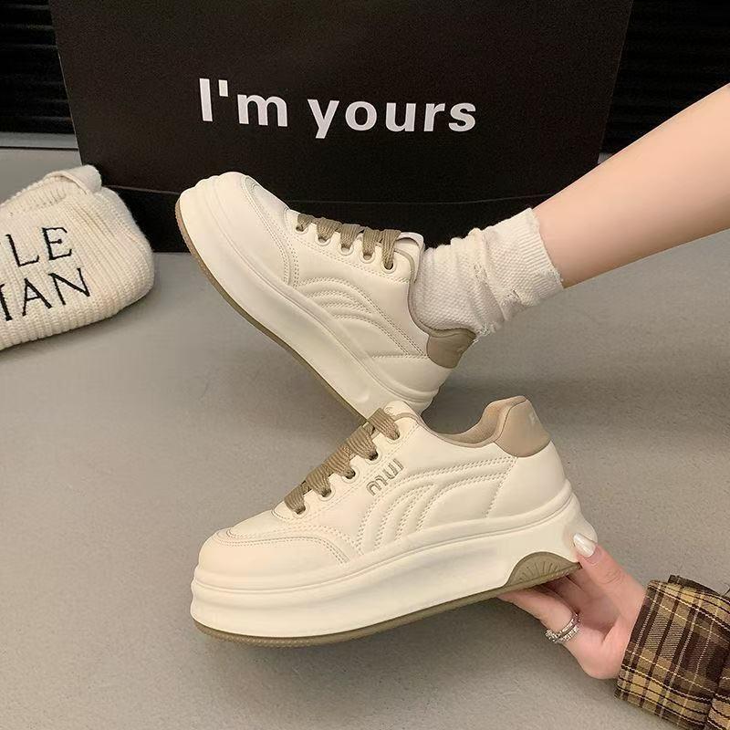 

Модная спортивная повседневная обувь на платформе для женщин, весна 2025, новые универсальные туфли из кожи белого цвета с круглым носком, увеличивающие высоту женской обуви для сноуборда 35 хаки