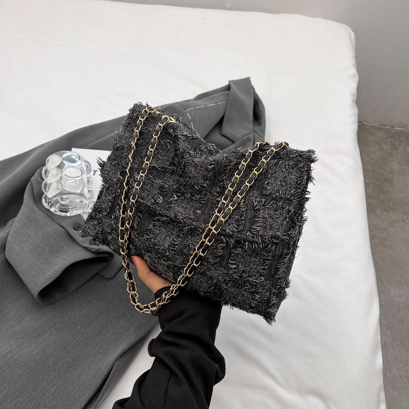 Stylish Casual Shoulder Bag For Women Vintage Design Minimalist Crossbody Purse In Black Green Khaki Checkered Pattern