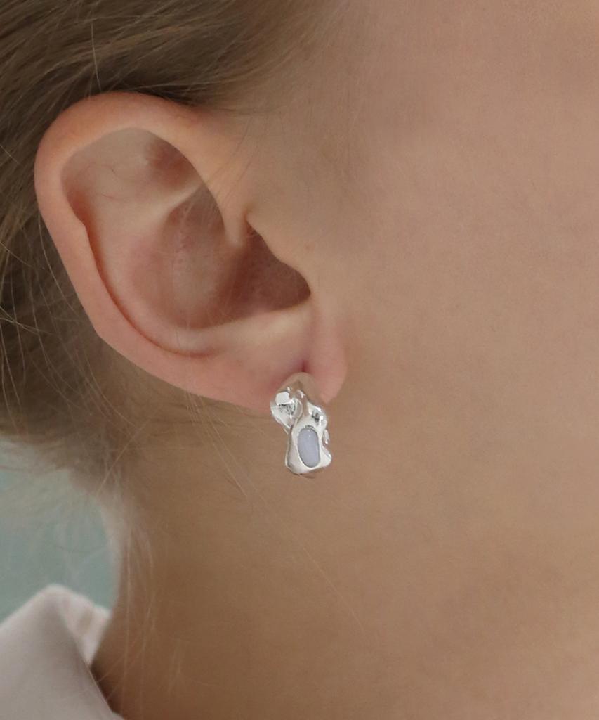 Reindeer Gentle Stone Earring 07